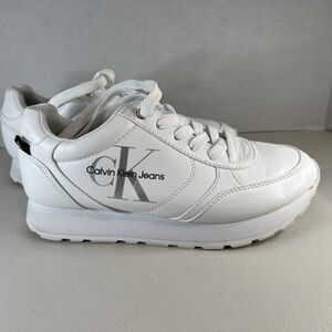 Calvin Klein Woman's Sneakers Athletic Shoes Cayle 2 Size 6.5M